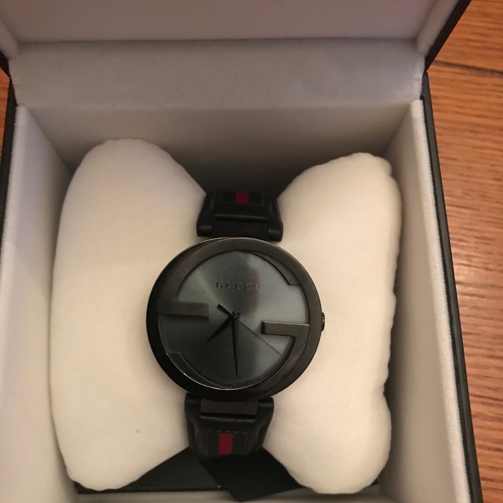 COPY - Interlocking G Men's Watch GUCCI